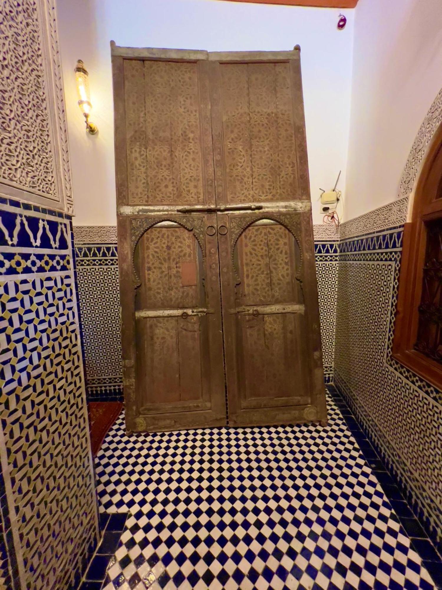 Отель Riad Al Fassia Palace Фес Экстерьер фото